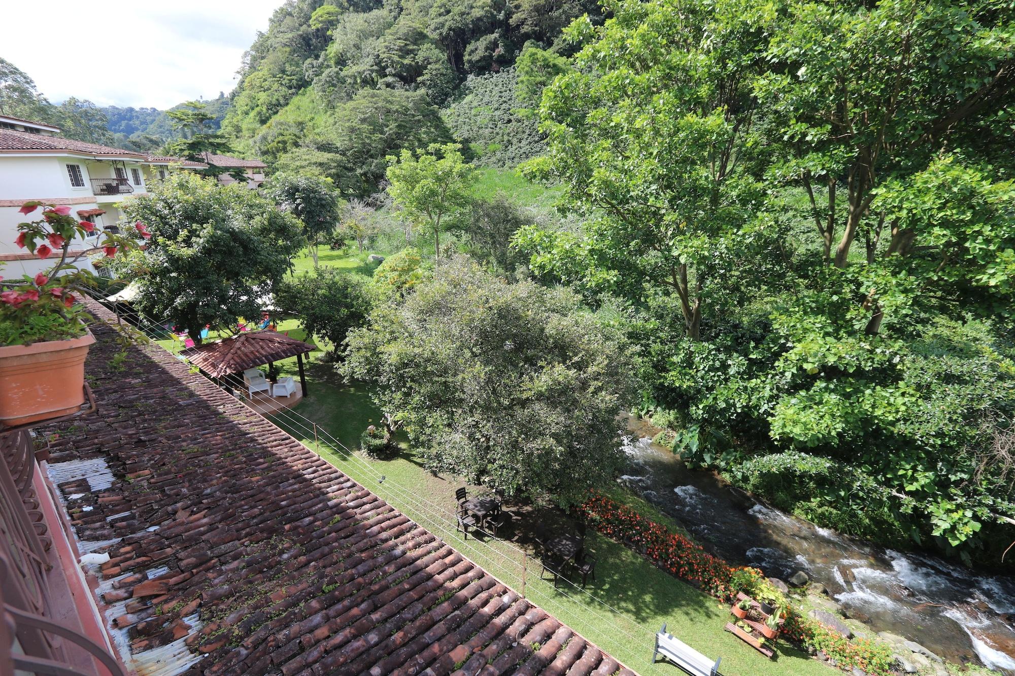 Hotel Valle Del Rio ボケテ エクステリア 写真