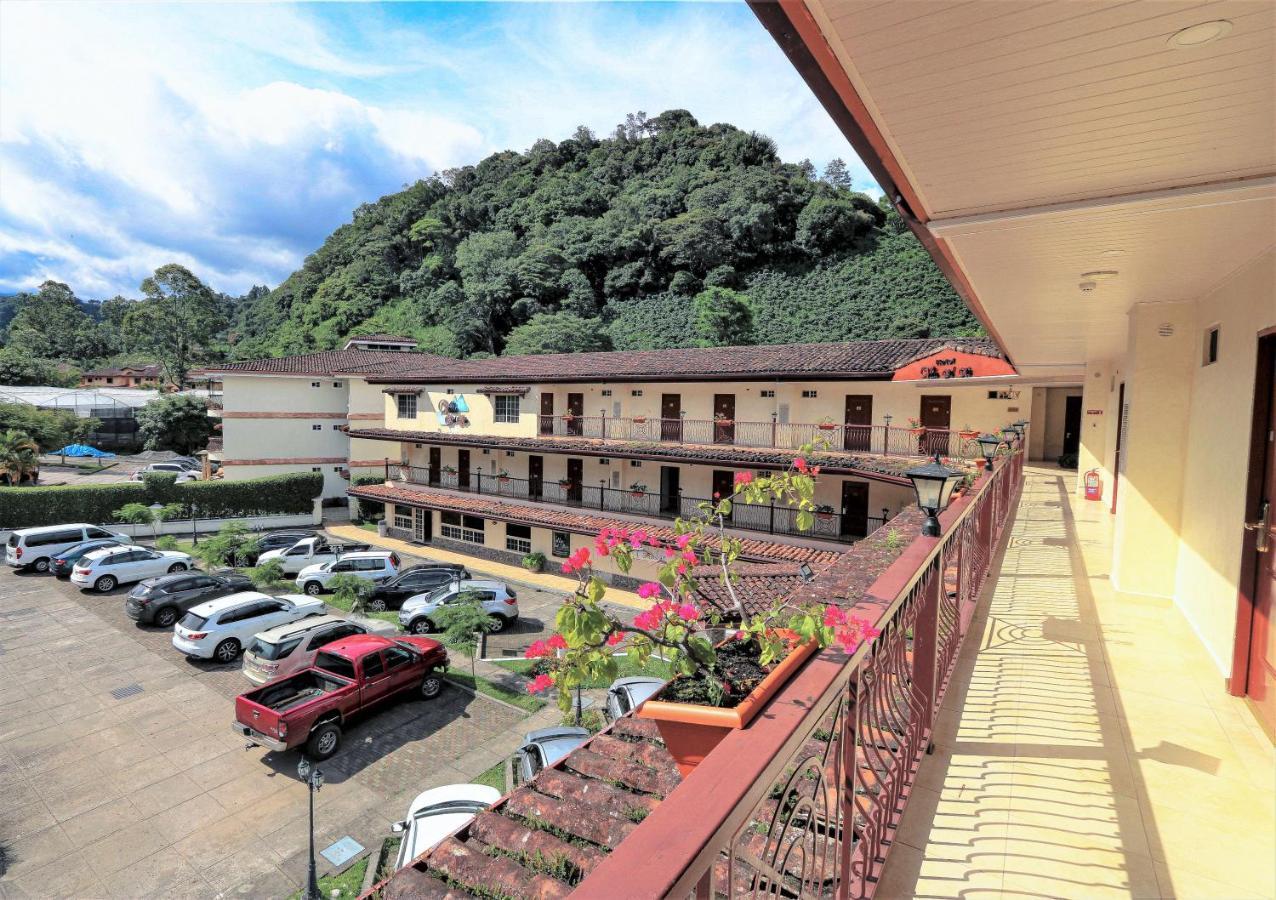 Hotel Valle Del Rio ボケテ エクステリア 写真