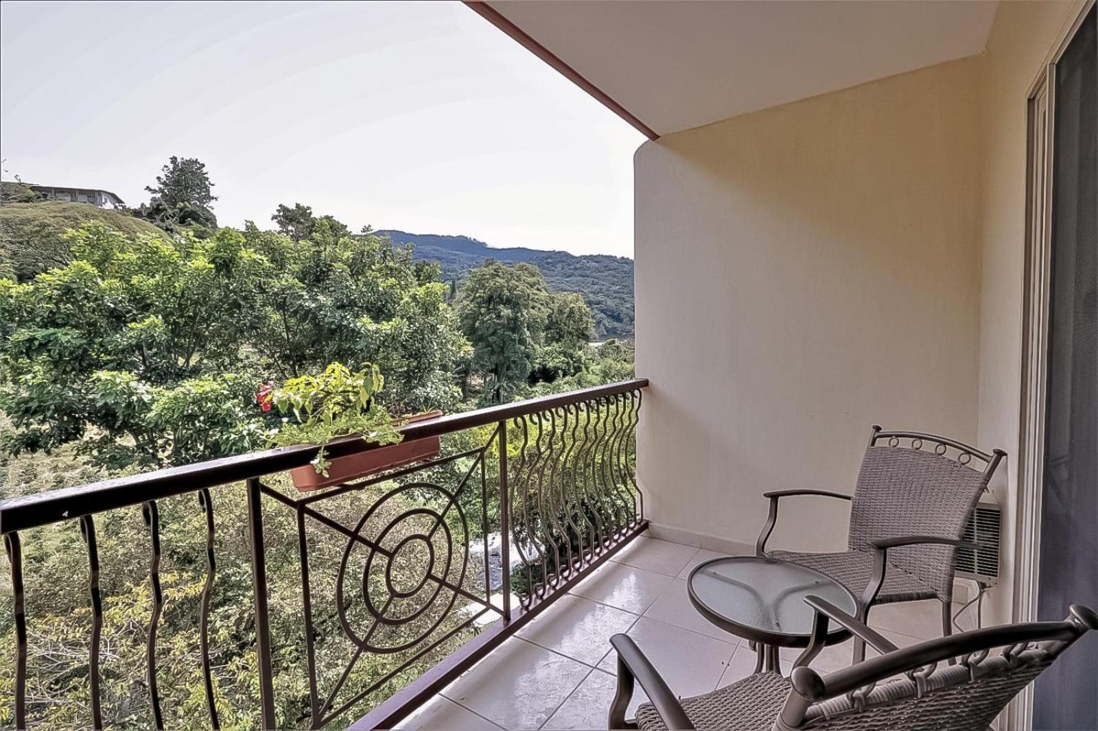 Hotel Valle Del Rio ボケテ エクステリア 写真