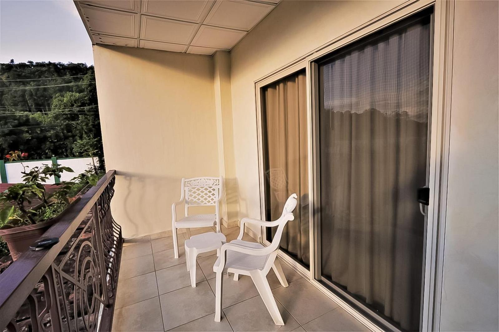 Hotel Valle Del Rio ボケテ エクステリア 写真