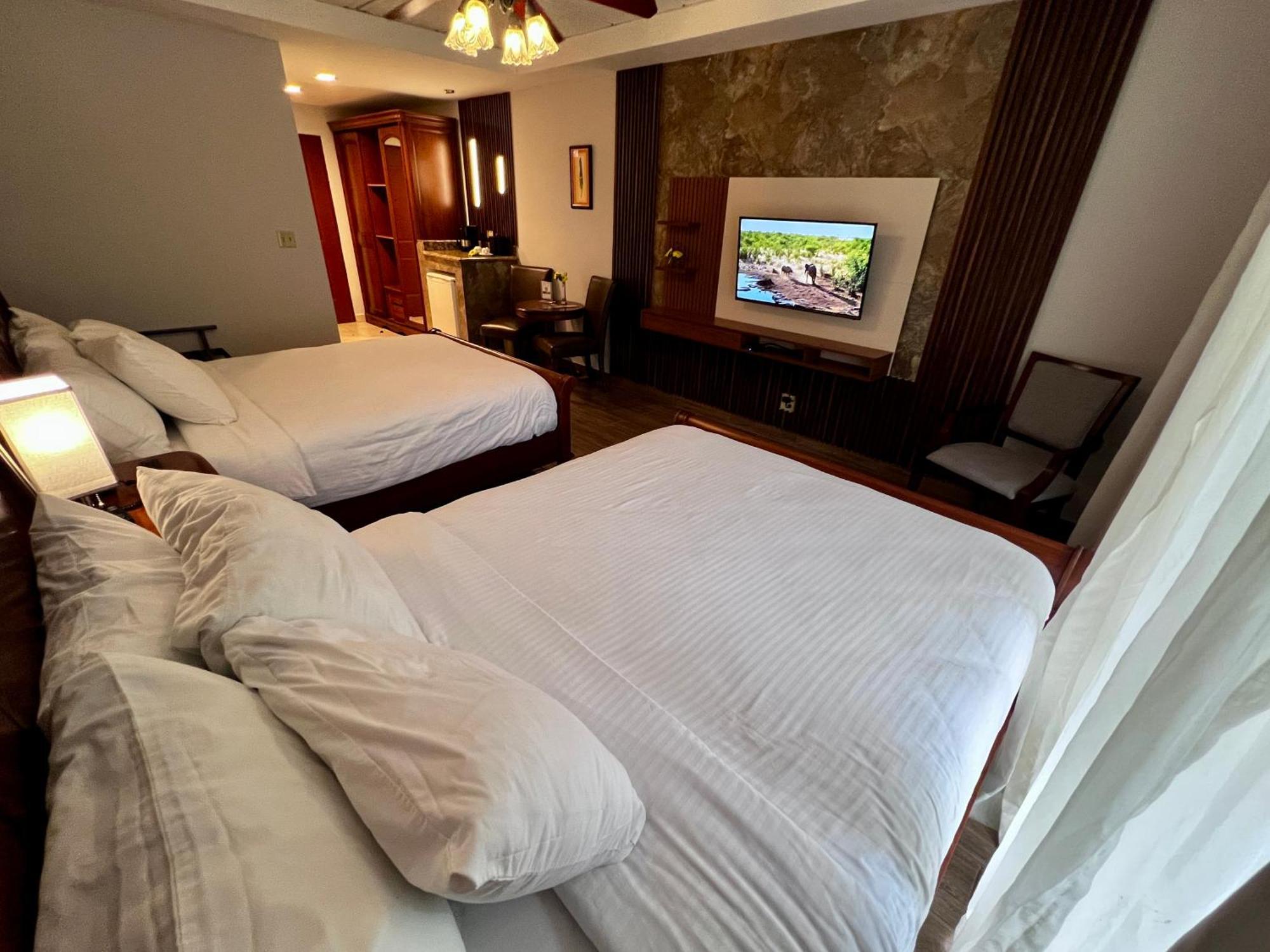 Hotel Valle Del Rio ボケテ エクステリア 写真