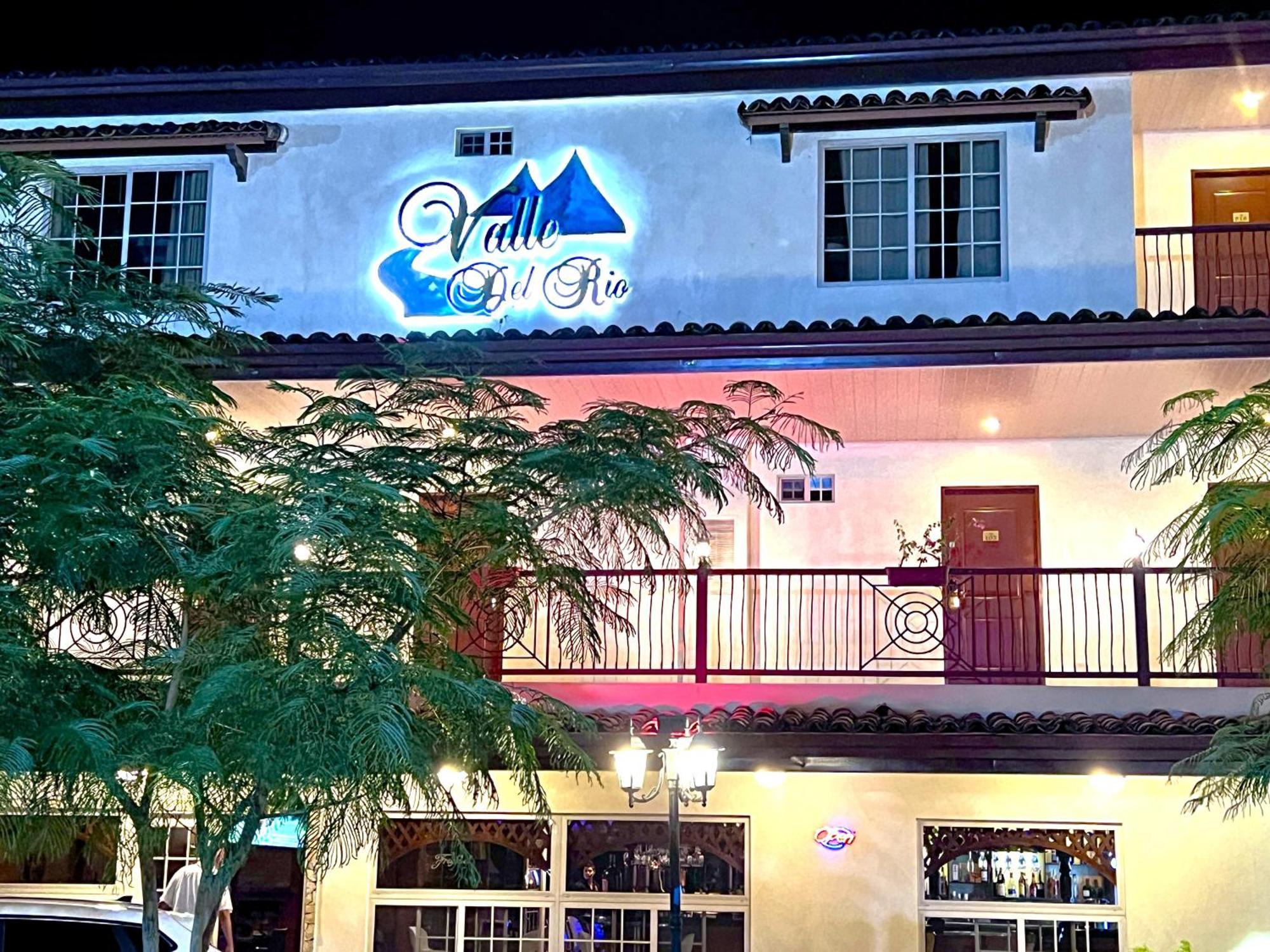 Hotel Valle Del Rio ボケテ エクステリア 写真